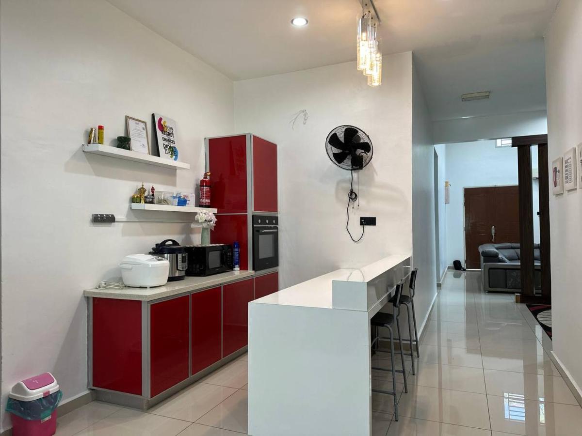 Bandar Melaka Family Bungalow Private Pool Bbq Wifi Netflix Εξωτερικό φωτογραφία