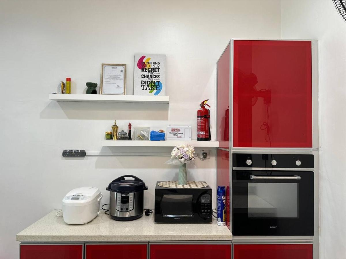Bandar Melaka Family Bungalow Private Pool Bbq Wifi Netflix Εξωτερικό φωτογραφία