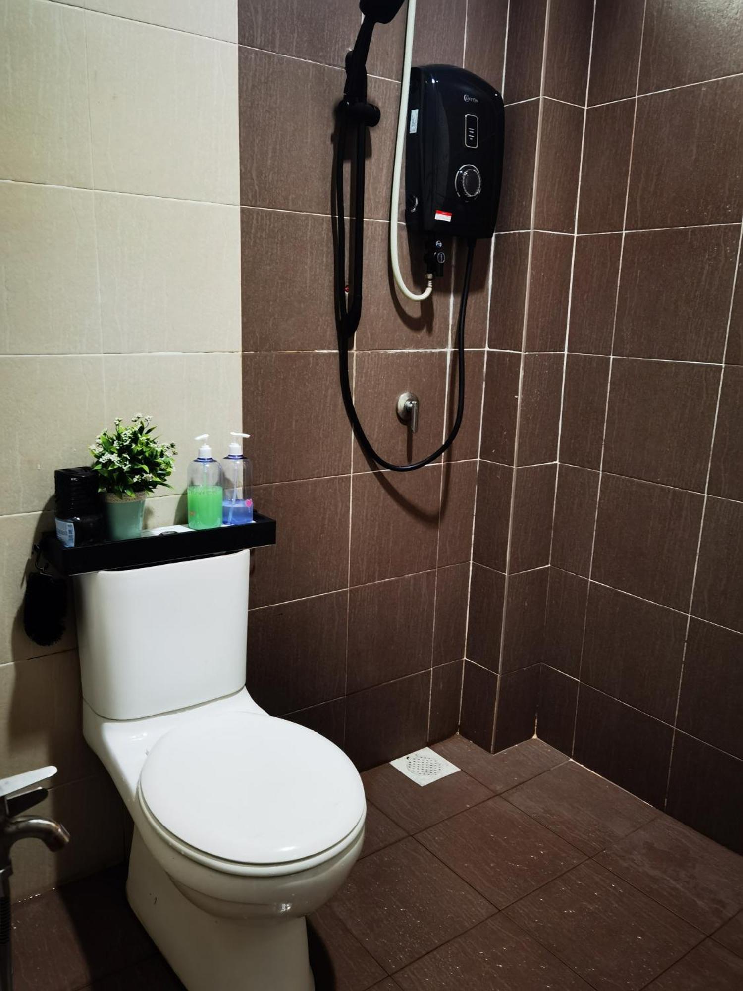 Bandar Melaka Family Bungalow Private Pool Bbq Wifi Netflix Εξωτερικό φωτογραφία